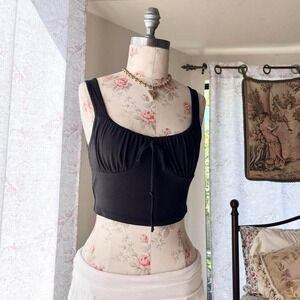 black cottagecore croptop‎